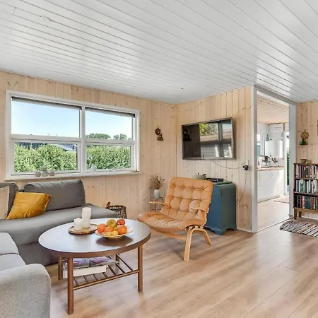 3 Bedroom Beautiful Home In Juelsminde Casa de Férias Sonderby (Midtjylland)