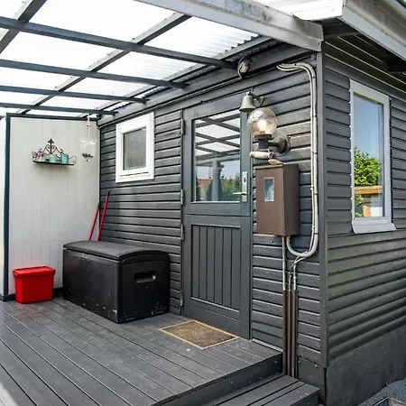 3 Bedroom Beautiful In Juelsminde Casa vacanze Sonderby (Midtjylland)
