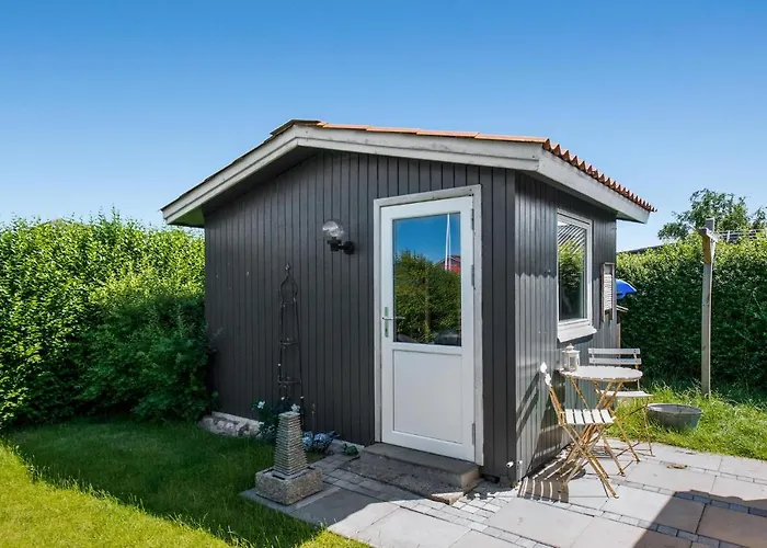 Three-bedroom In Juelsminde