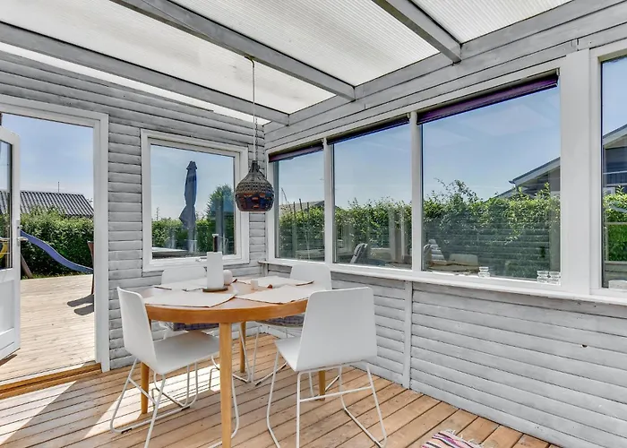 بيت للعطل Three-bedroom In Juelsminde *